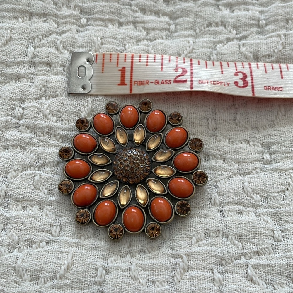 Colorful Brooch - Picture 4 of 4